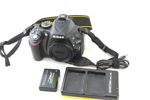 Nikon d5200 1mp dslr - 24.1mp,